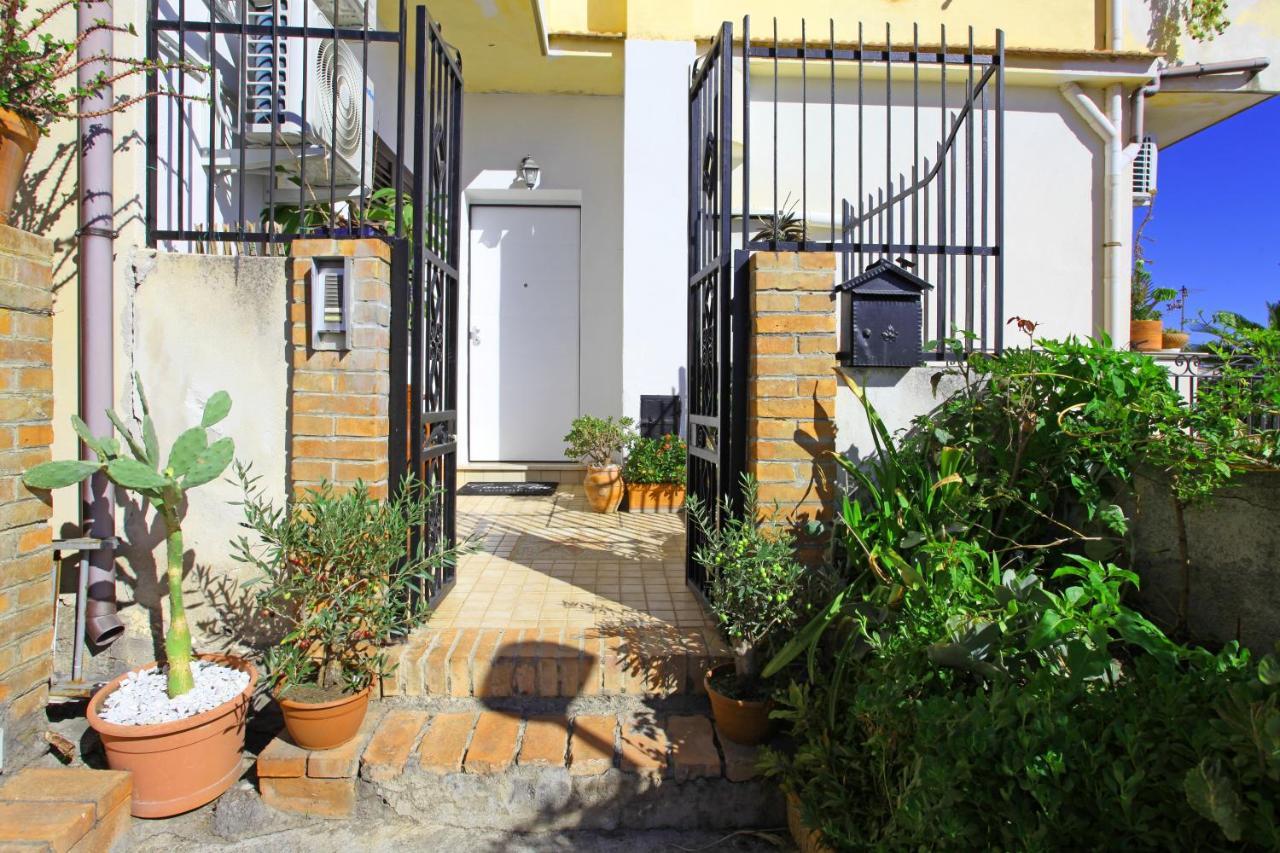 Casa Cloe Apartment Taormina Luaran gambar